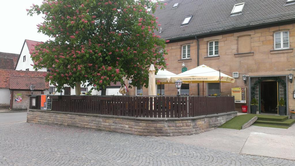 Gasthof Landhotel Gruner Baum Cadolzburg Екстериор снимка