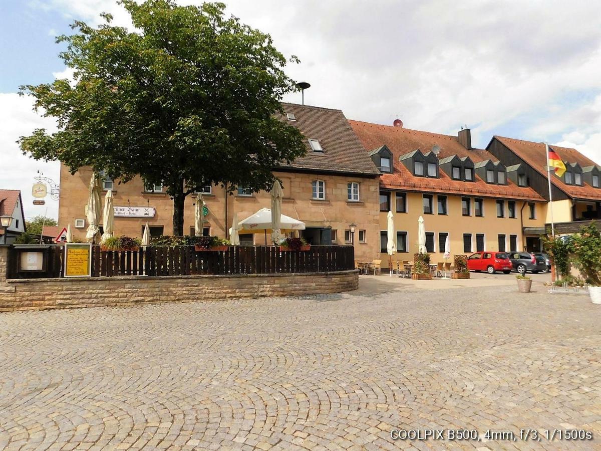 Gasthof Landhotel Gruner Baum Cadolzburg Екстериор снимка